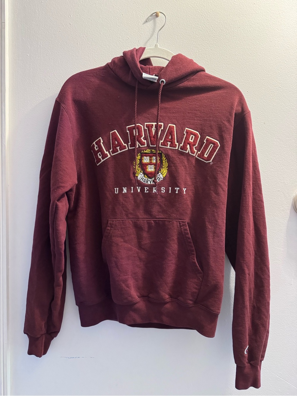 Harvard University Maroon Hoodie Sweatshirt - S